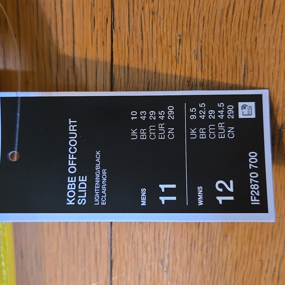 Kobe Bryant Off Court Slides Men's Size 11 Yellow Lightening Black - Picture 12 of 12